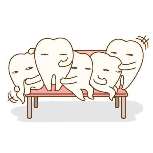 ベンチに並んで笑う歯のキャラクターたち