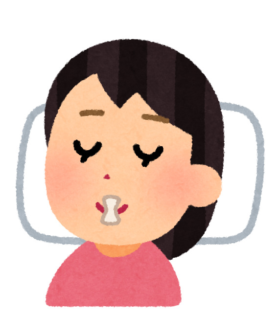 口にテープを貼って眠る女性のイラスト